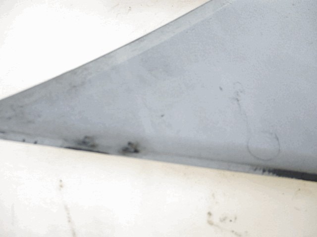 CARENA LATERALE POSTERIORE SINISTRA YAMAHA X-MAX 250 2014 - 2016 1SDF173100P1 LEFT SIDE REAR FAIRING STRISCIATA CON CREPA DA RIPARARE