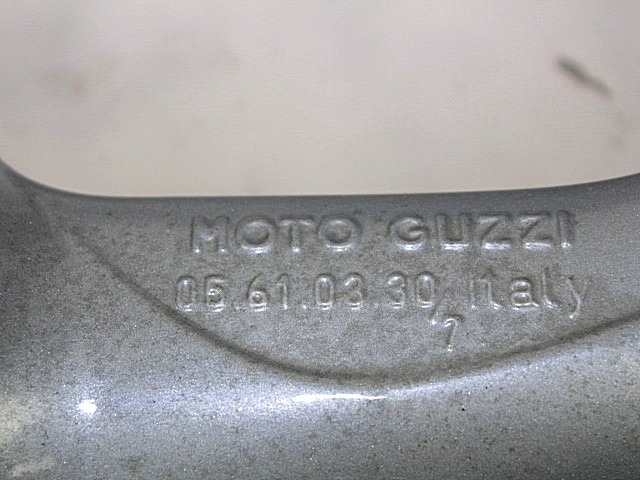 CERCHIO IN LEGA ANTERIORE MOTO GUZZI GRISO 1100 2005 - 2011 GU05610330 FRONT WHEEL SILVER 3.5X17 BREMBO
