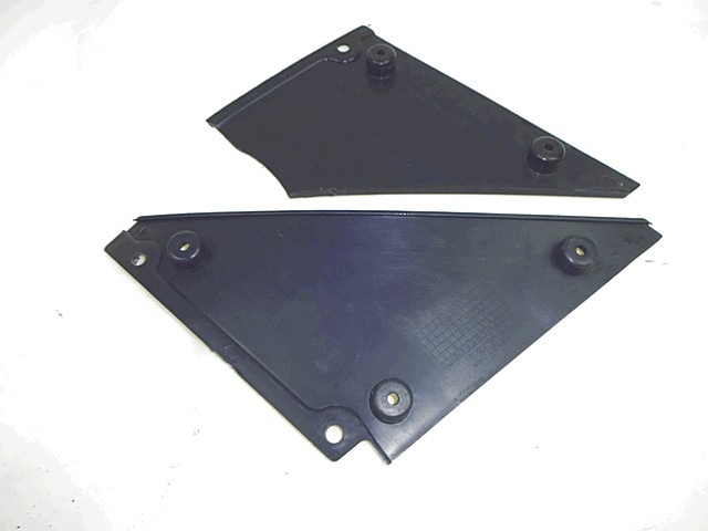 SET COVER LATERALI INTERNE DUCATI 1198 / 1198 S 2009 - 2012 46012481A INTERNAL SIDE COVERS SET