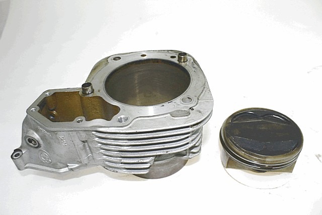 CILINDRO SINISTRA E PISTONE BMW R21 R 1150 GS 1999 - 2002 11117667111 11257652663 LEFT CYLINDER AND PISTON
