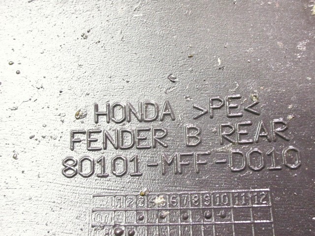 PARAFANGO POSTERIORE VANO PORTAOGGETTI HONDA TRANSALP XL 700 V ( 2007 - 2013 ) 80101MFFD00 REAR FENDER CASE