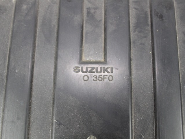 SCATOLA FILTRO ARIA SUZUKI GSX R 600 2001-2003 1370039F00 AIR BOX 1 ATTACCO DANNEGGIATO