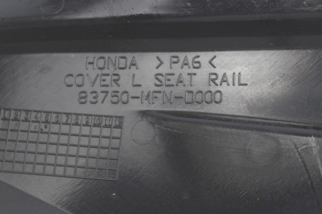HONDA CB 1000 R 83750MFND00 FIANCHETTO SINISTRA SELLA SC60 08 - 15 LEFT SEAT RAIL COVER