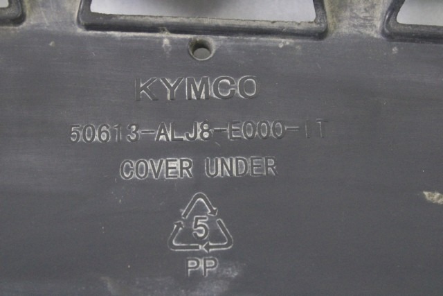 KYMCO AGILITY 125 R16+ 50613ALJ8E000 RIVESTIMENTO INFERIORE SOTTOSCOCCA 17 - 20 LOWER COVER CON GRAFFIO