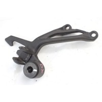 KAWASAKI Z 900 35063145318R STAFFA PEDANA POSTERIORE DESTRA ZR900F 2022 REAR RIGHT FOOTREST HOLDER 35063136318R