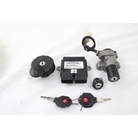 SWM SM 125 R 10000784 E000A04509 KIT CHIAVI ECU ACCENSIONE 22 - 24 KEY LOCK ECU KIT CHIAVE LEGGERMENTE PIEGATA