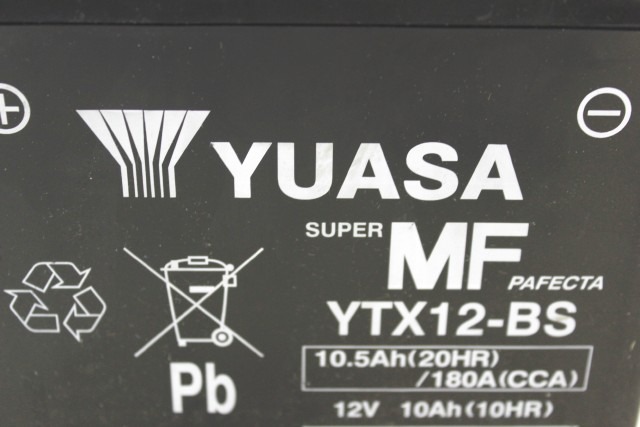 BATTERIA PER MOTO YUASA SUPER MF PAFECTA YTX12-BS 12V 10AH BATTERY