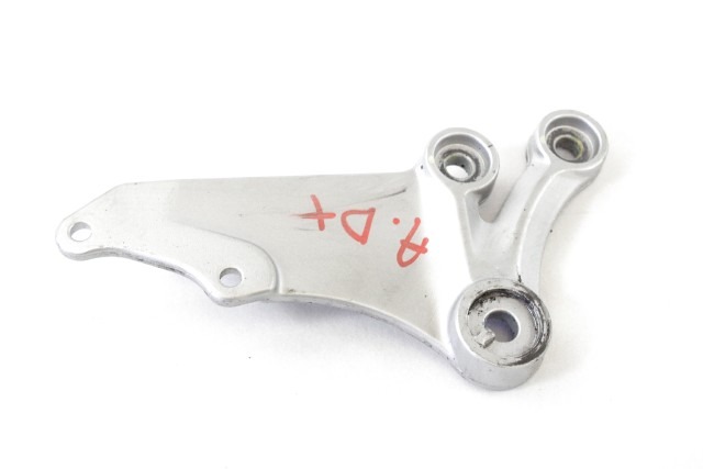 SUZUKI GSX R 600 4351101H01 STAFFA PEDANA ANTERIORE DESTRA 06 - 07 FRONT RIGHT FOOTREST HOLDER 4351101H00