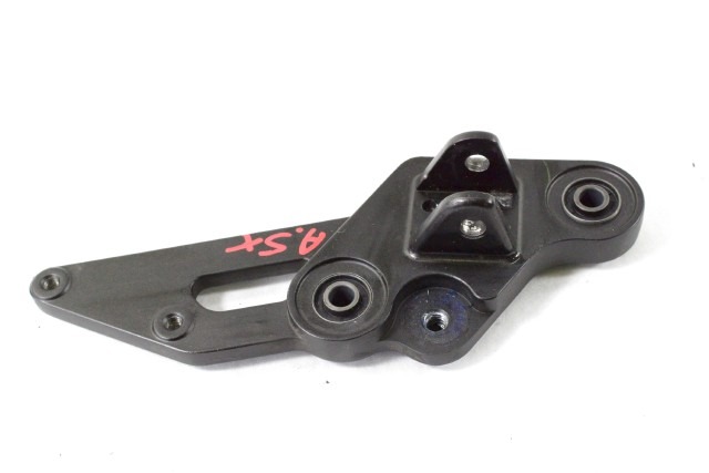 YAMAHA MT-07 1WS274421000 STAFFA PEDANA ANTERIORE SINISTRA RM33 21 - 24 FRONT LEFT FOOTREST HOLDER