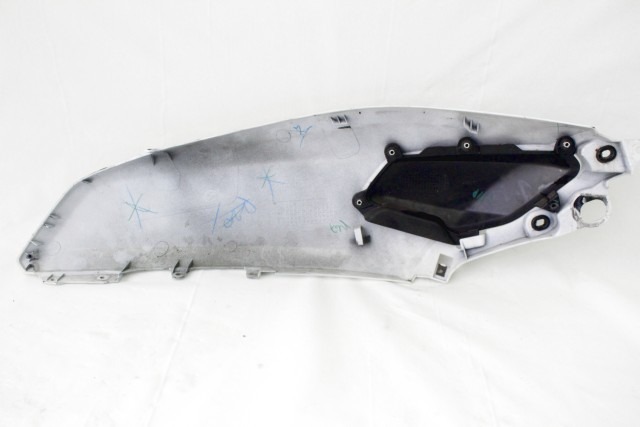 YAMAHA N-MAX 125 2DPF171100 CARENA POSTERIORE SINISTRA 15 - 20 REAR LEFT FAIRING LEGGERI GRAFFI