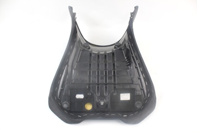 KTM 1290 SUPER DUKE GT 61507040100 SELLA ANTERIORE 19 - 21 FRONT SEAT 61507040000 SEGNI DI USURA