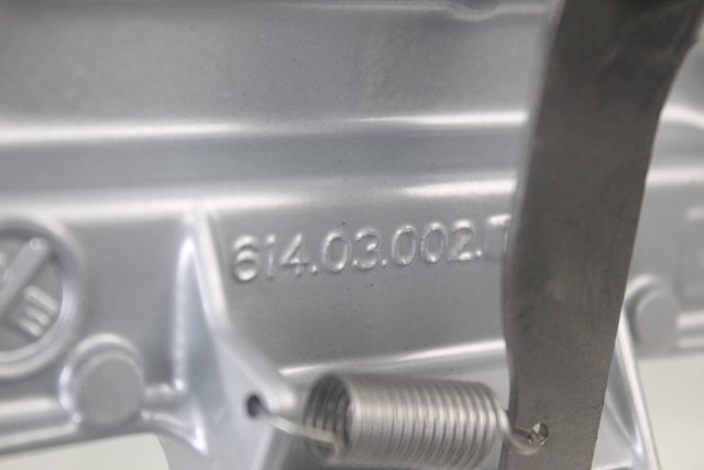 KTM 1290 SUPER DUKE GT 6140300213091 SUPPORTO CHIUSURA SELLA 19 - 21 SEAT LOCK HOLDER 6140300203000 6140300203091 