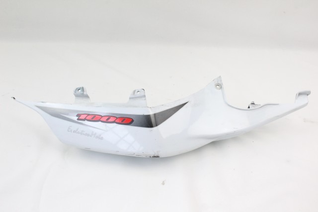 SUZUKI GSX R 1000 4711021H11YBD CARENA POSTERIORE LATERALE DESTRA 06 - 08 REAR RIGHT FAIRING 4711021H10YBD PICCOLI GRAFFI