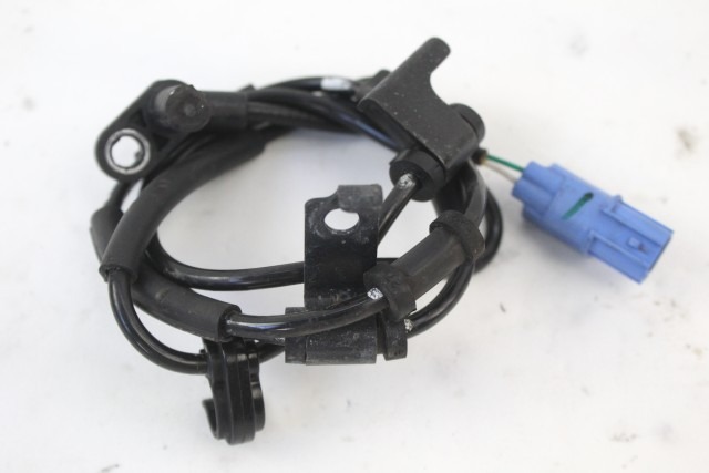 KAWASAKI Z 900 211760870 SENSORE VELOCITÀ ABS POSTERIORE ZR900B 17 - 20 REAR SPEED SENSOR