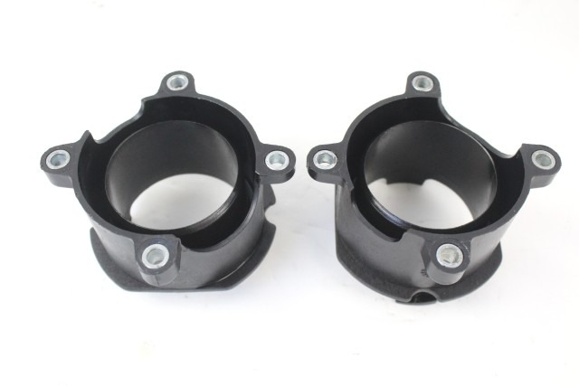 APRILIA DORSODURO 750 872174 COLLETTORI DI ASPIRAZIONE 09 - 17 INTAKE MANIFOLDS