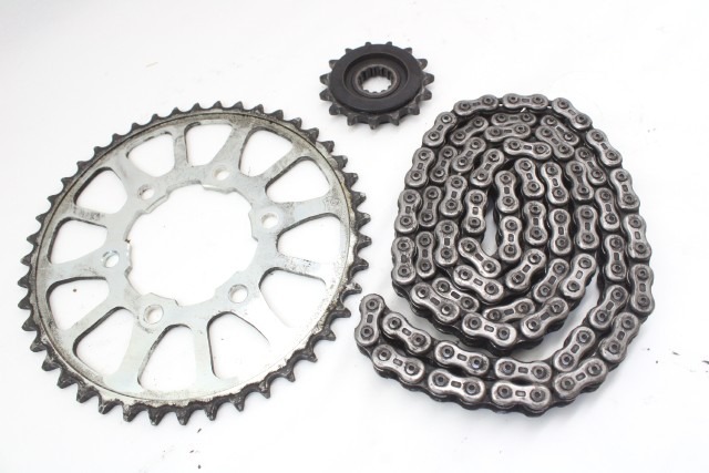 KAWASAKI Z 900 350230421 KIT CATENA CORONA E PIGNONE ZR900F 2022 SPROCKET CHAIN KIT 131440043 131440070 