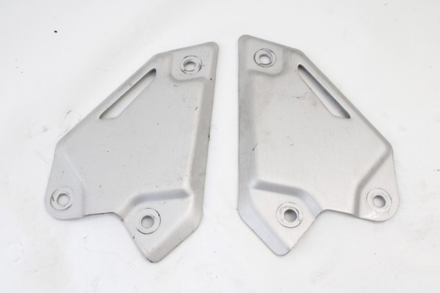 KAWASAKI Z 900 550201962 550201963 COPPIA PARATACCHI ZR900F 2022 HEELS GUARD