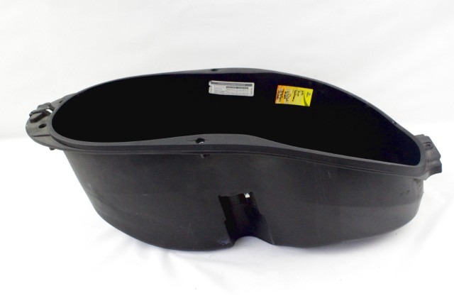 PIAGGIO MEDLEY 125 1B001864 VASCA SOTTOSELLA 16 - 19 HELMET COMPARTMENT