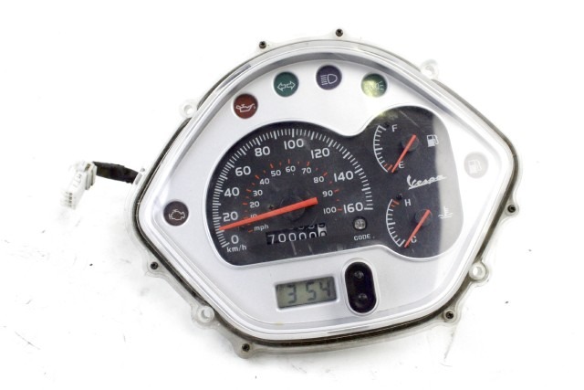 PIAGGIO VESPA GTS 300 SUPER 58270R STRUMENTAZIONE CONTACHILOMETRI 08 - 16 SPEEDOMETER 641081