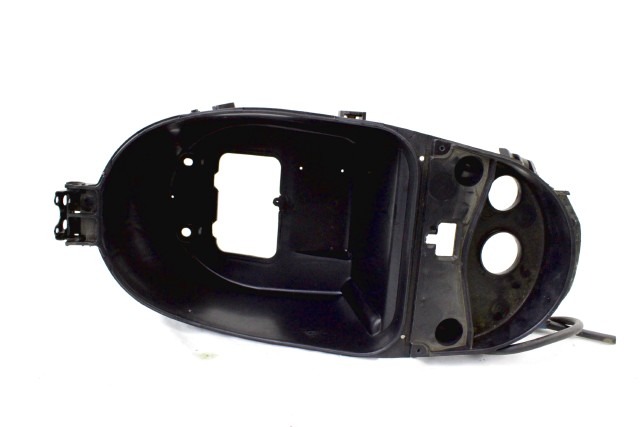 YAMAHA BW'S 50 NG 4SBF473R0200 VASCA SOTTOSELLA PORTACASCO CW50 RS HELMET COMPARTMENT