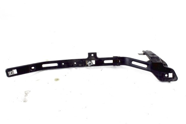 PIAGGIO X9 500 CM0102034 SUPPORTO PEDANA SINISTRA 00 - 02 LEFT FOOTBOARD BRACKET