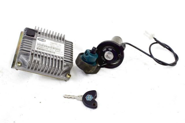 PIAGGIO X9 500 828818 KIT CHIAVE ECU ACCENSIONE 00 - 02 ECU LOCKS KEY KIT