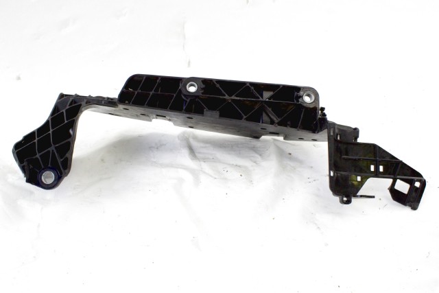 BMW C 400 X 46638566929 SUPPORTO PEDANA SINISTRA K09 18 - 24 LEFT FOOTBOARD BRACKET ATTACCO DANNEGGIATO