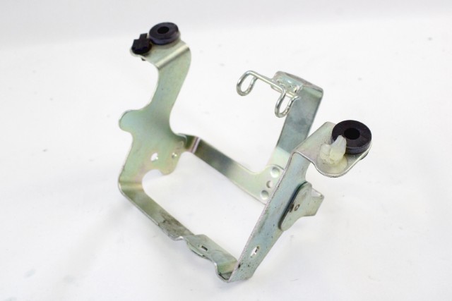 HONDA NC 750 X 57250MKLD80 SUPPORTO MODULATORE ABS RC90 18 - 20 MODULATOR BRACKET