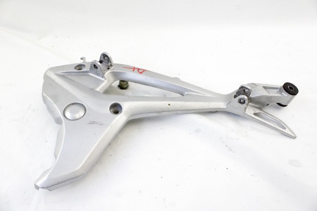 HONDA NC 750 X 50650MGSD31ZA STAFFA PEDANE DESTRA RC90 18 - 20 RIGHT FOOTRESTS BRACKET