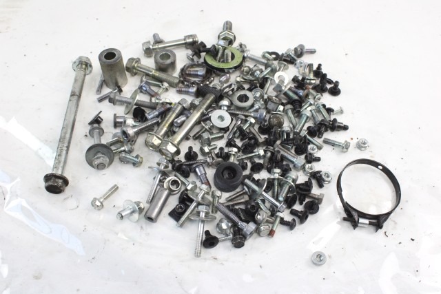 HONDA NC 750 X SET BULLONERIA VITI GENERICO RC90 18 - 20 BOLTS SET