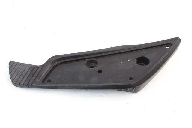 SUZUKI BURGMAN AN 400 PEDANA POSTERIORE DESTRA 99 - 00 REAR RIGHT FOOTREST