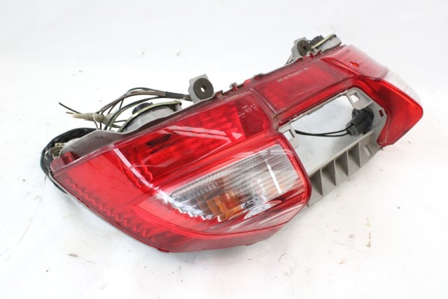 SUZUKI BURGMAN AN 400 3571014G30 FARO POSTERIORE 04 - 05 TAILLIGHT DANNEGGIATO