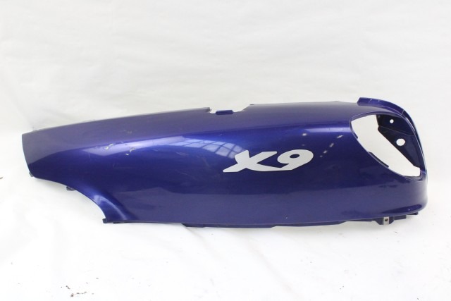 PIAGGIO X9 180 AMALFI 575564 CARENA POSTERIORE SINISTRA 00 - 02 LEFT SIDE REAR FAIRING  CON GRAFFI