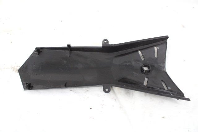 KTM 1290 SUPER DUKE R 6130804000033 PARAFANGO POSTERIORE PARTE INFERIORE 17 - 18 REAR MUDGUARD LOWER PART