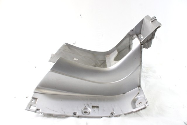 PIAGGIO HEXAGON 180 4T 57481850 PEDANA POGGIAPIEDI ANTERIORE 02 - 03 FRONT FOOTBOARD