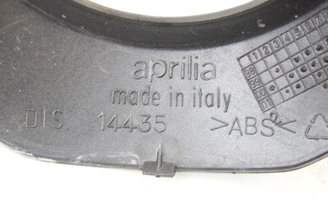 APRILIA SCARABEO 200 GT AP8158176 COVER STRUMENTAZIONE 01 - 04 SPEEDOMETER COVER