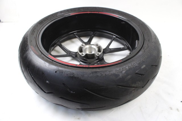 DUCATI PANIGALE V2 50212181AA CERCHIO RUOTA POSTERIORE 17X5.50 20 - 24 REAR WHEEL