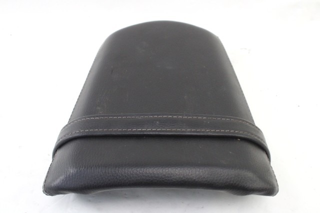 ROYAL ENFIELD SUPER METEOR 650 RAU00023 SELLA POSTERIORE PASSEGGERO 23 - 25 REAR PILLION SEAT