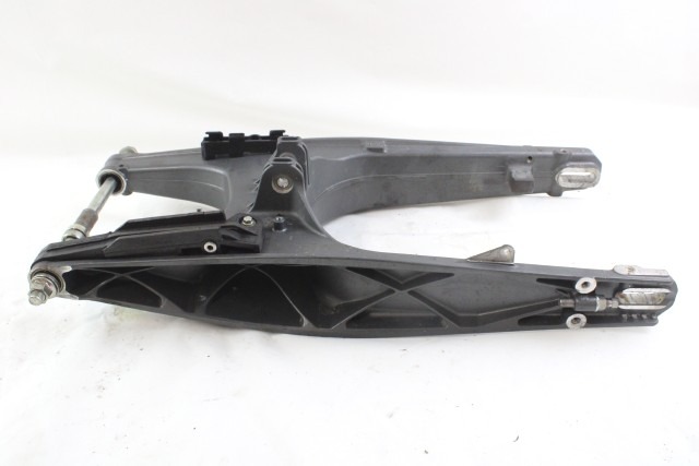 KTM 125 DUKE 28104030044BA FORCELLONE POSTERIORE 21 - 23 REAR SWINGARM 90104030033 90504030044 90904030000 