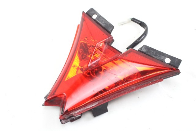 APRILIA RS 50 2D000238R FARO POSTERIORE 18 - 20 TAILLIGHT 858725 B046138 