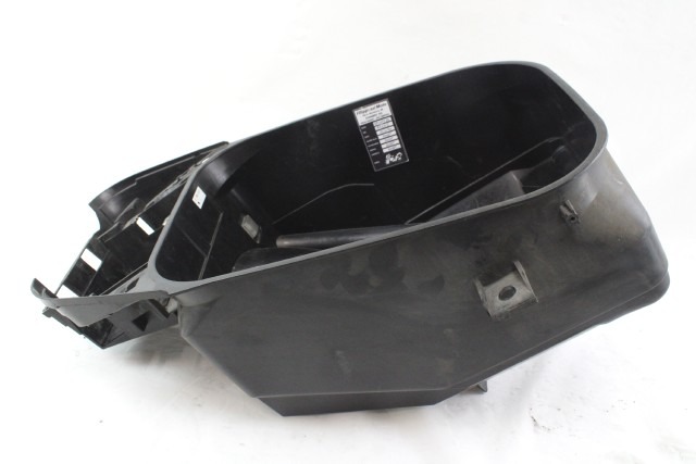 YAMAHA T-MAX XP 500 5GJ2473R0100 VASCA SOTTOSELLA PORTACASCO 04 - 07 HELMET COMPARTMENT