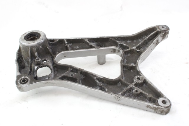 PEUGEOT TWEET 125 802222 FORCELLONE POSTERIORE SUPPORTO MARMITTA 21 - 25 REAR SWINGARM